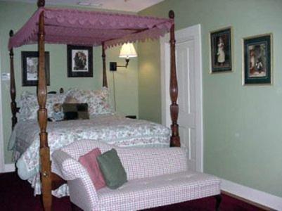 Rose Hill Inn